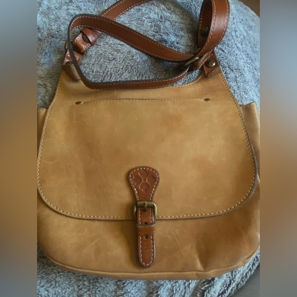Patricia Nash Handbag Blonde